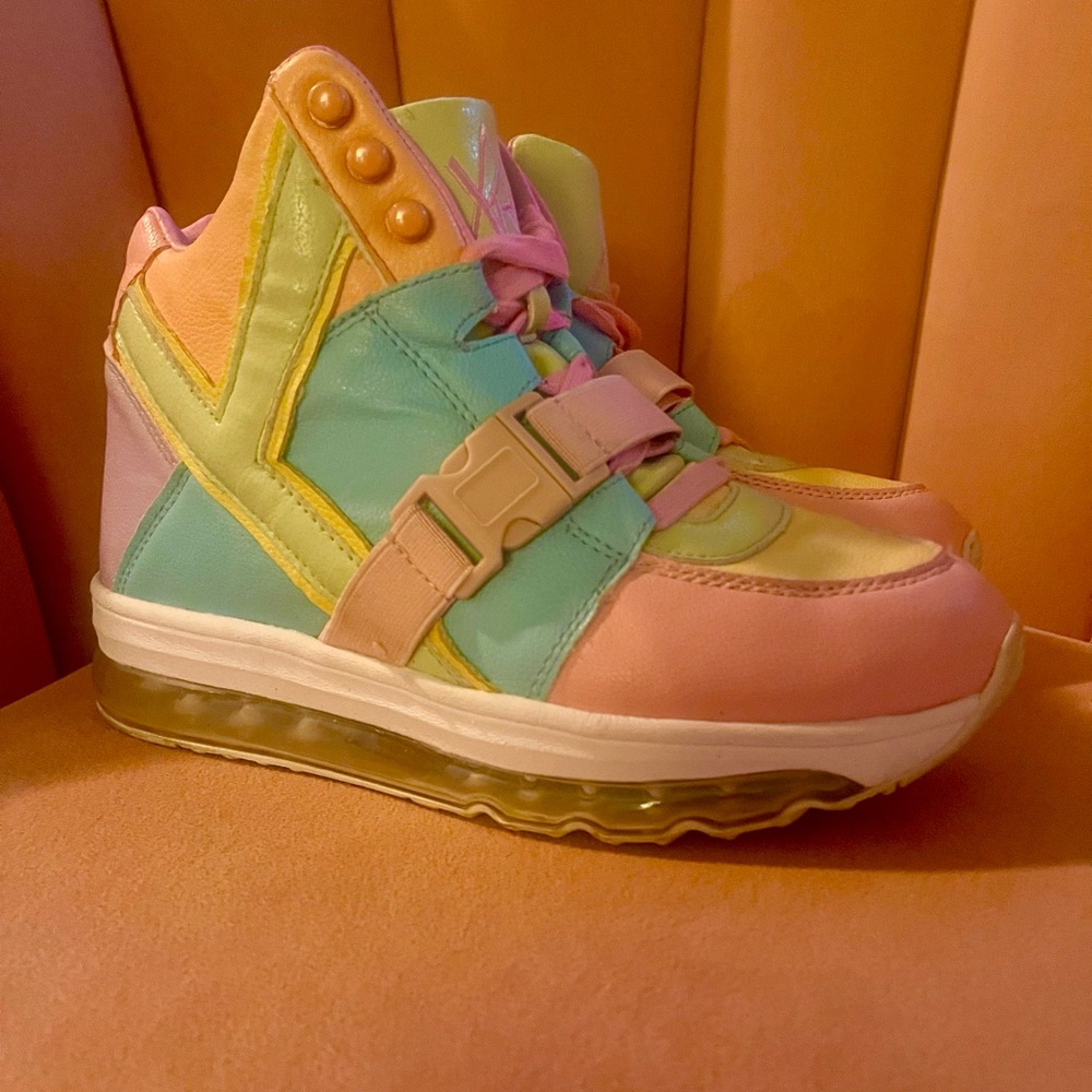 YRU pastel kawaiii harajuku high top sneakers
